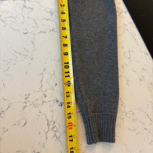 Aritzia TNA Finney Merino Wool Crewneck Sweater - Picture 8 of 9